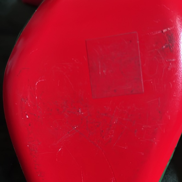 Christian Louboutin - Green - Picture 4 of 7